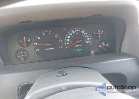 2000 Jeep Grand Cherokee Laredo z USA, uszkodzony, nr VIN 1J4GW48S6YC243360